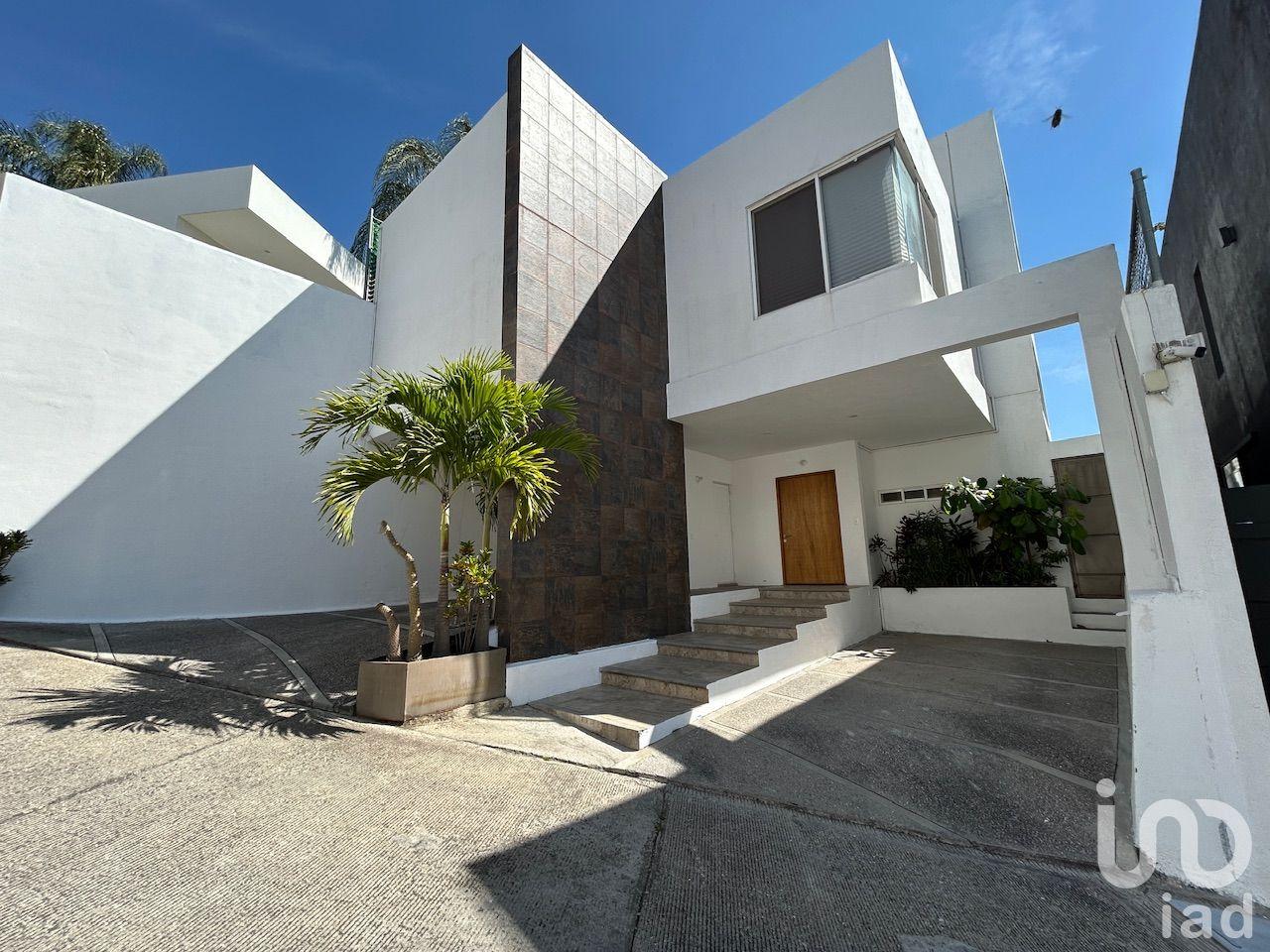 Casa en venta en condominio en Delicias Cuernavaca