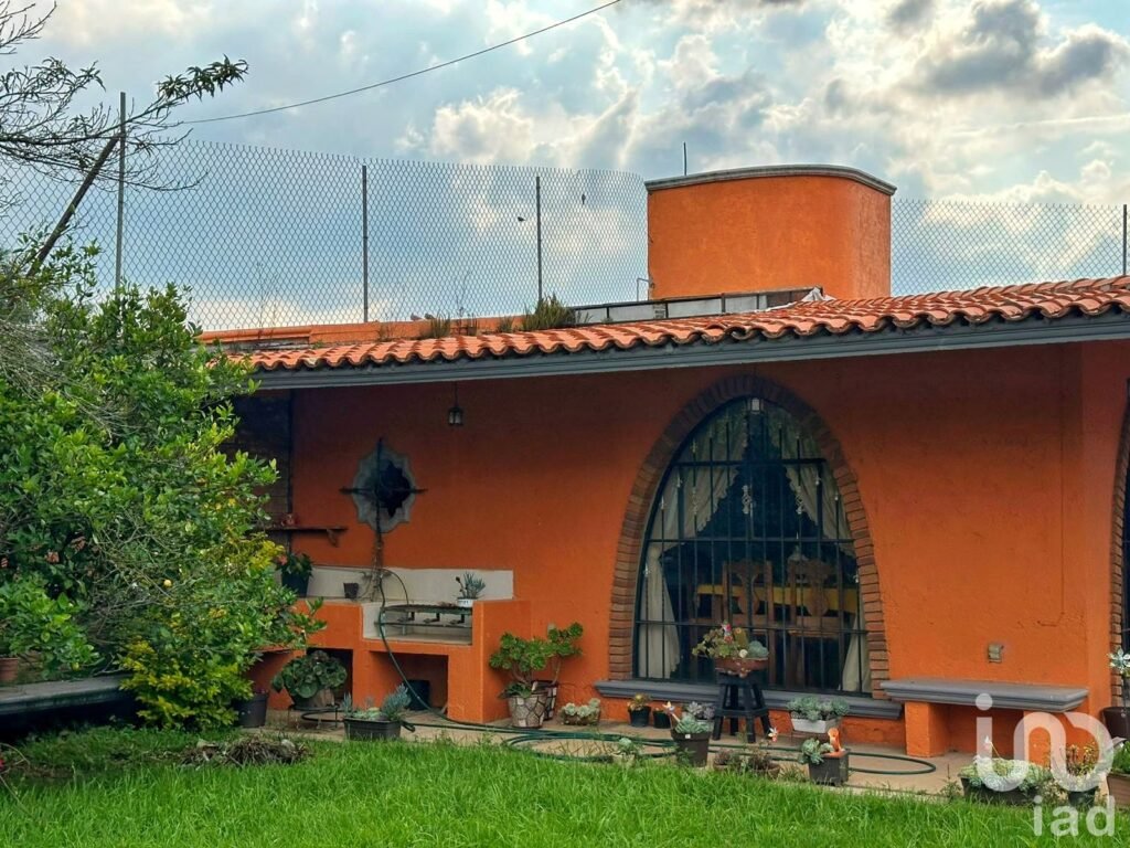 Casa cerca de tulancingo en santiago