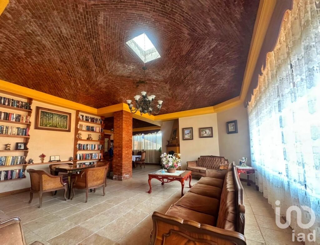 Casa cerca de tulancingo en santiago