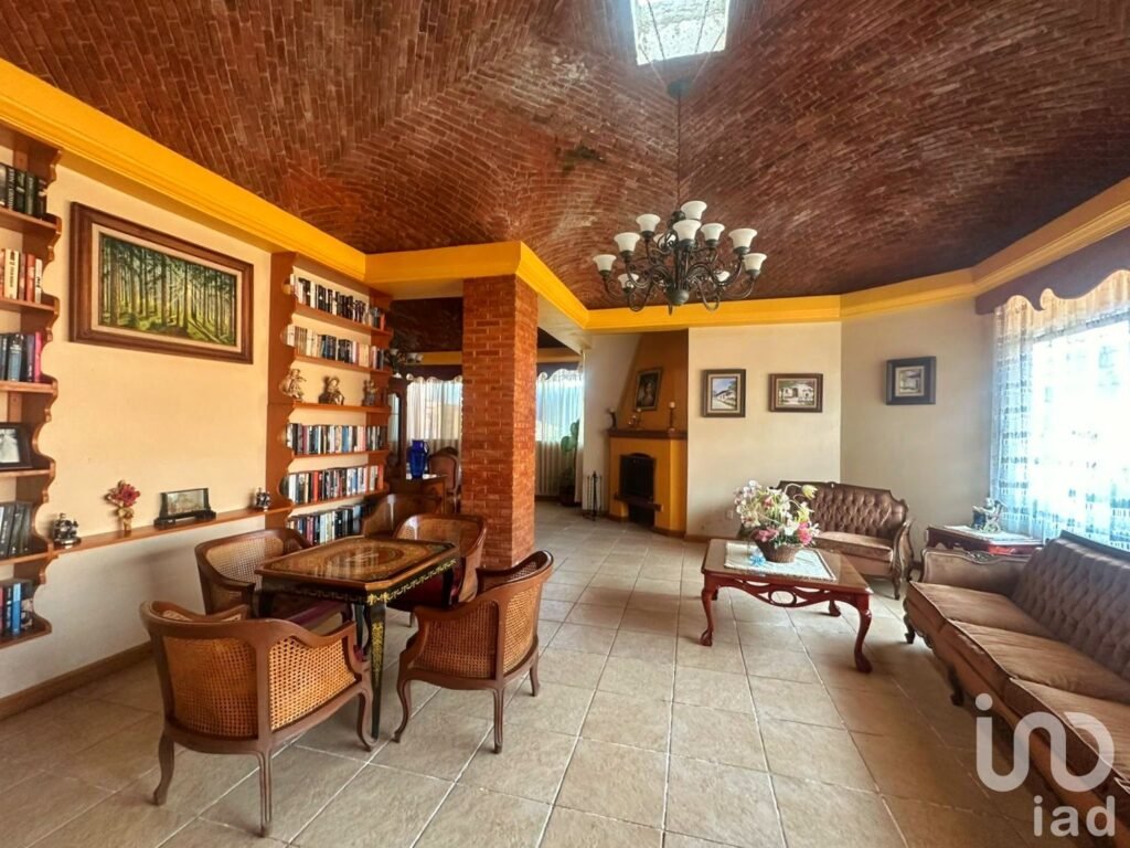 Casa cerca de tulancingo en santiago