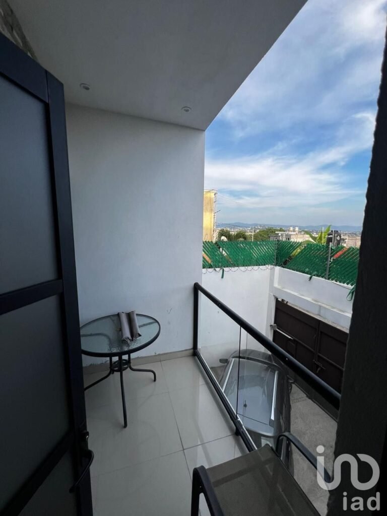 Casa en venta con 3 recámaras y vista panorámica en Cuernavaca