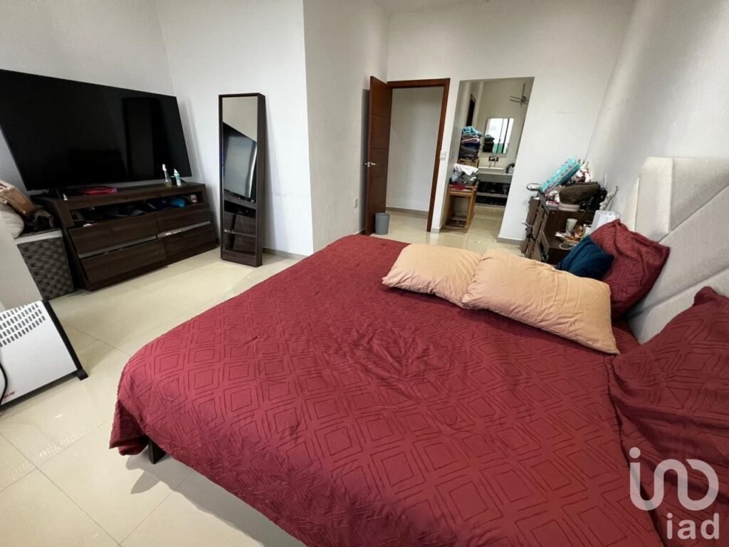 Casa en venta con 3 recámaras y vista panorámica en Cuernavaca