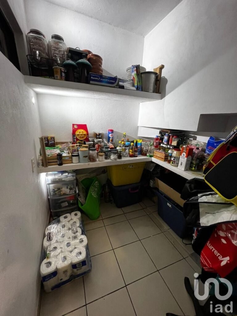 Casa en venta con 3 recámaras y vista panorámica en Cuernavaca