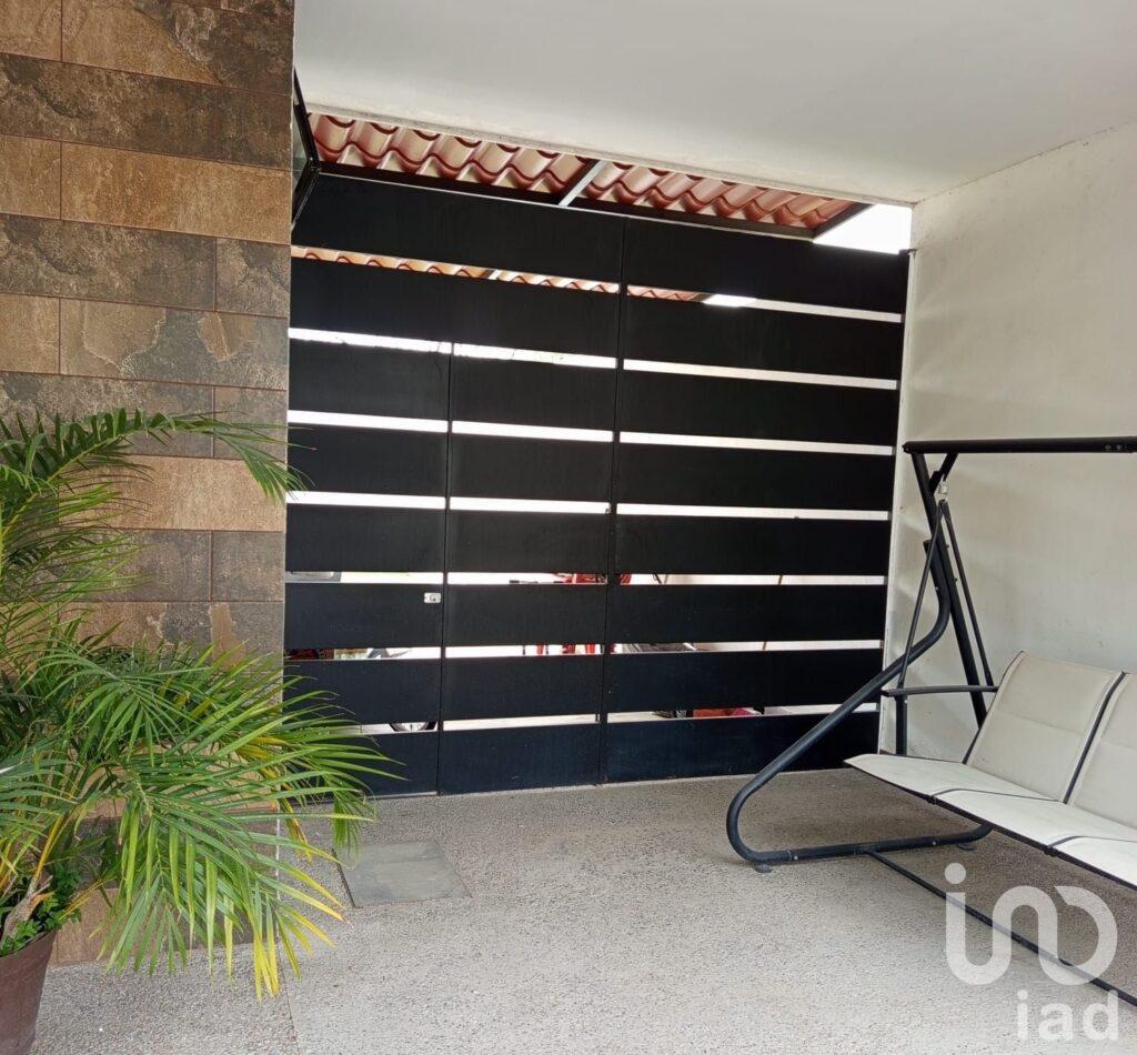 CASA EN VENTA EN ALQUERIA DE POZOS, SAN LUIS POTOSI (CON ESTANCIA PARA VISITAS)