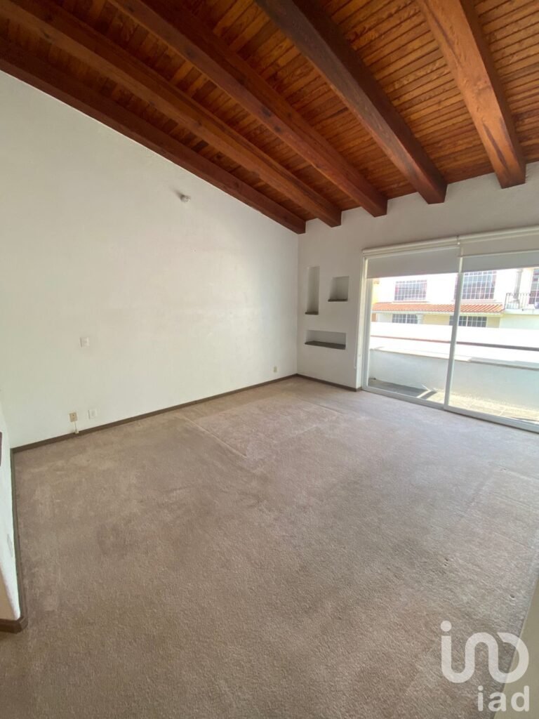 CASA EN VENTA LOMA DE VALLESCONDIO