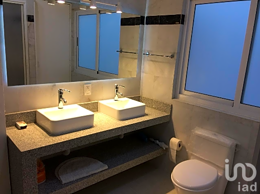 Casa en Renta Col. Irrigación 4R, 2B, 1E, 1Terraza. $55,000