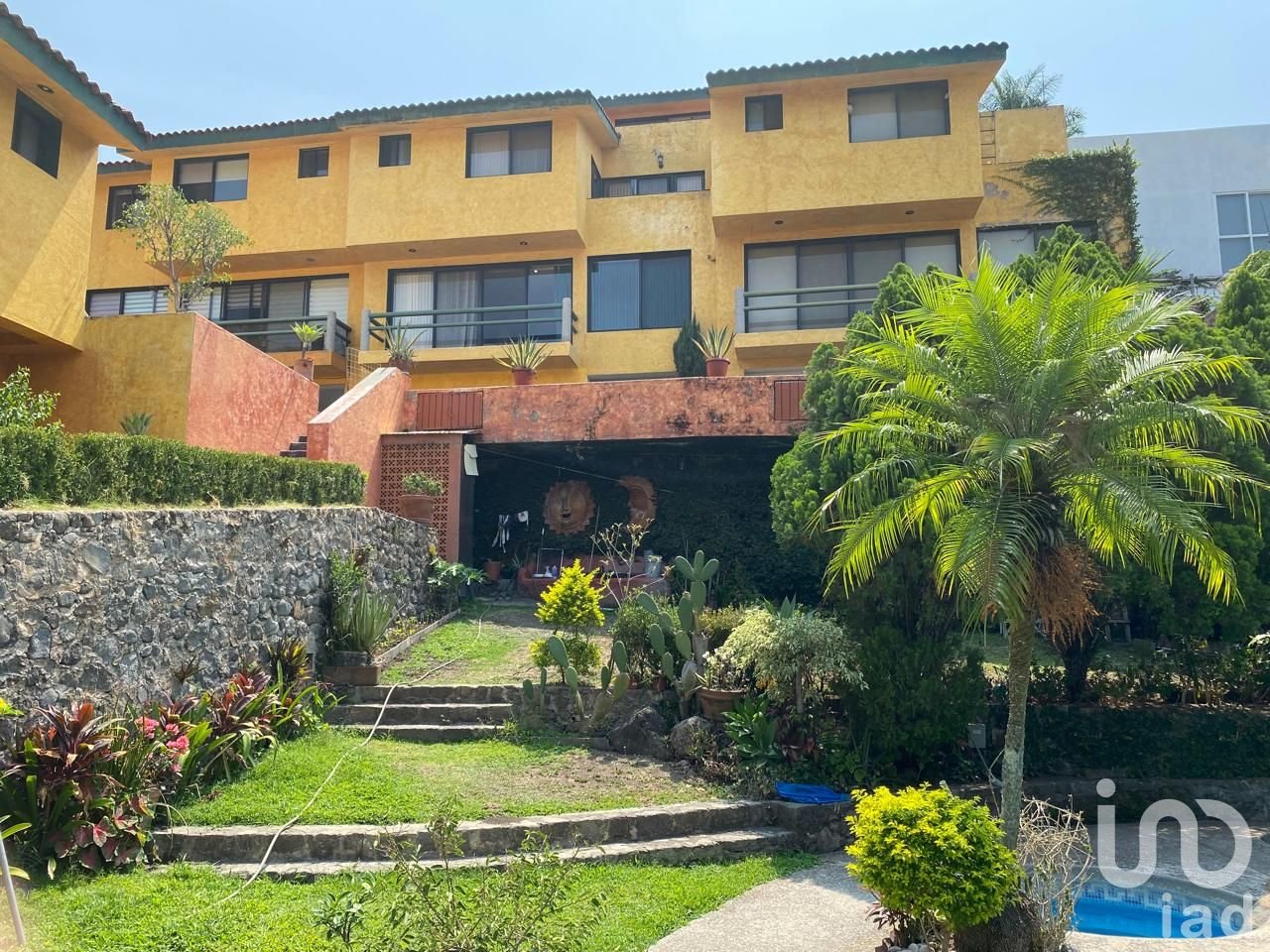 CUERNAVACA CENTRO VENDO PRECIOSA CASA CUERNAVACA CENTRO VENDO PRECIOSA CASA