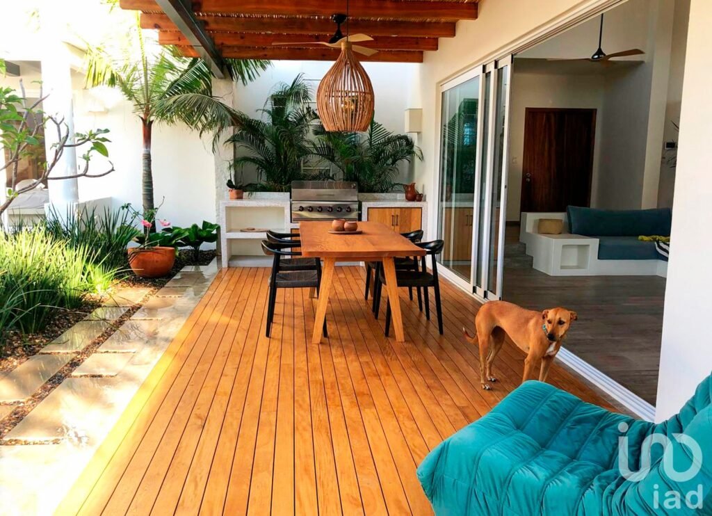 CASA DE LUJO EN VENTA, FRACCIONAMIEMTO BACOCHO, PUERTO ESCONDIDO