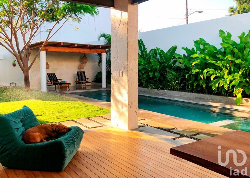 CASA DE LUJO EN VENTA, FRACCIONAMIEMTO BACOCHO, PUERTO ESCONDIDO