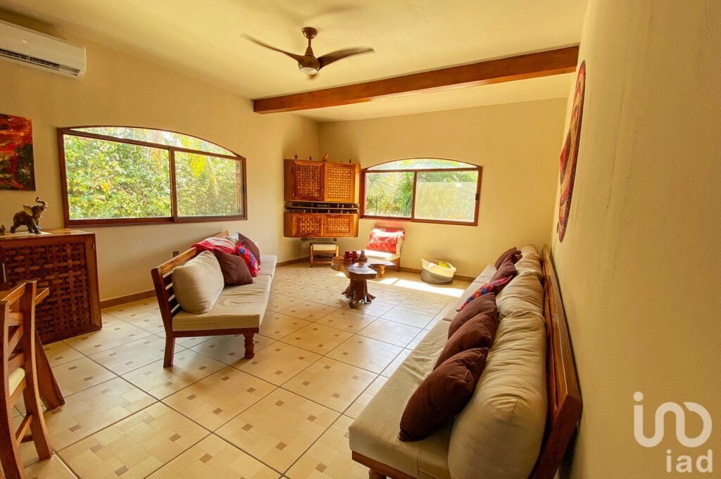 CASA EN VENTA EN RANCHO NEPTUNO, PUERTO ESCONDIDO