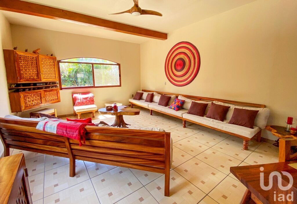 CASA EN VENTA EN RANCHO NEPTUNO, PUERTO ESCONDIDO