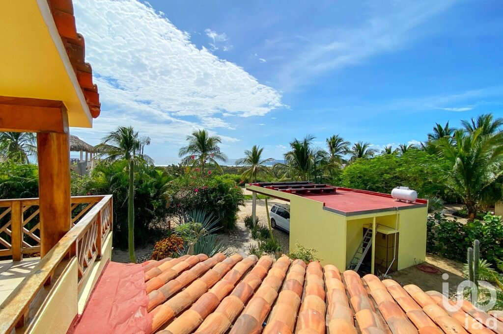 CASA EN VENTA EN RANCHO NEPTUNO, PUERTO ESCONDIDO