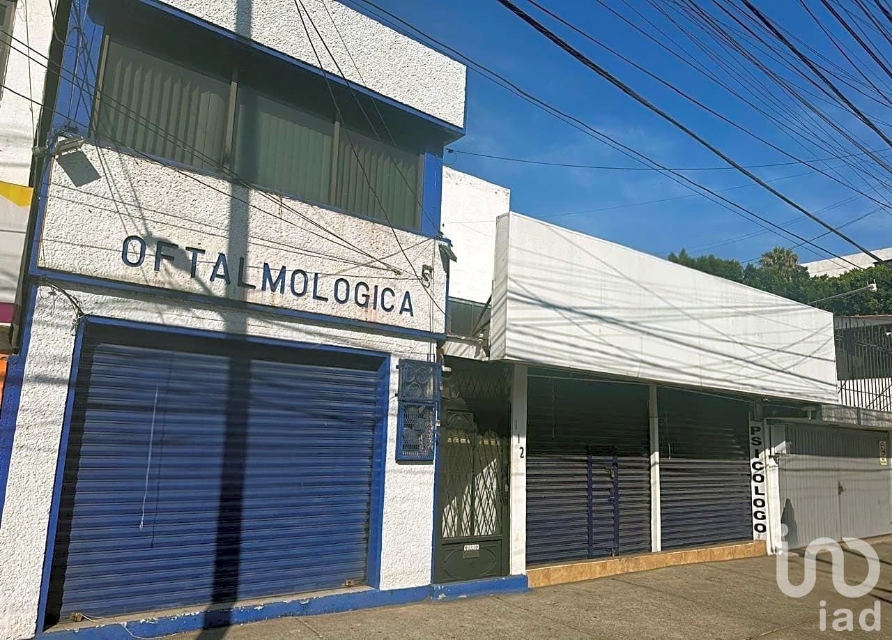 RENTA LOCAL COMERCIAL USO DE SUELO EXTENSO COMO TERRENO MIRAMONTES PERICOAPA