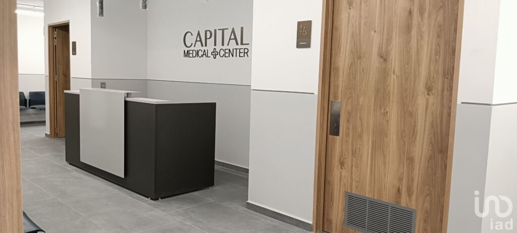 Consultorio Médico amueblado en Renta en Av. Revolución, Los Alpes, CDMX