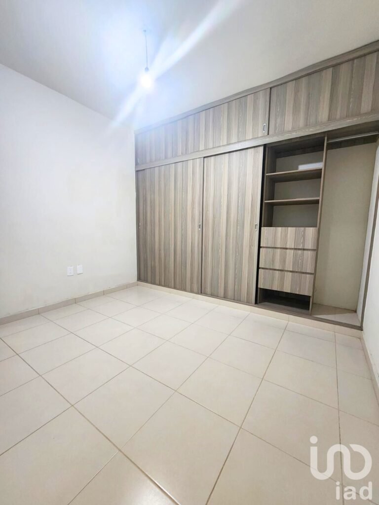 DEPARTAMENTO EQUIPADO PLANTA BAJA  FRACC RESIDENCIAL DEL BOSQUE