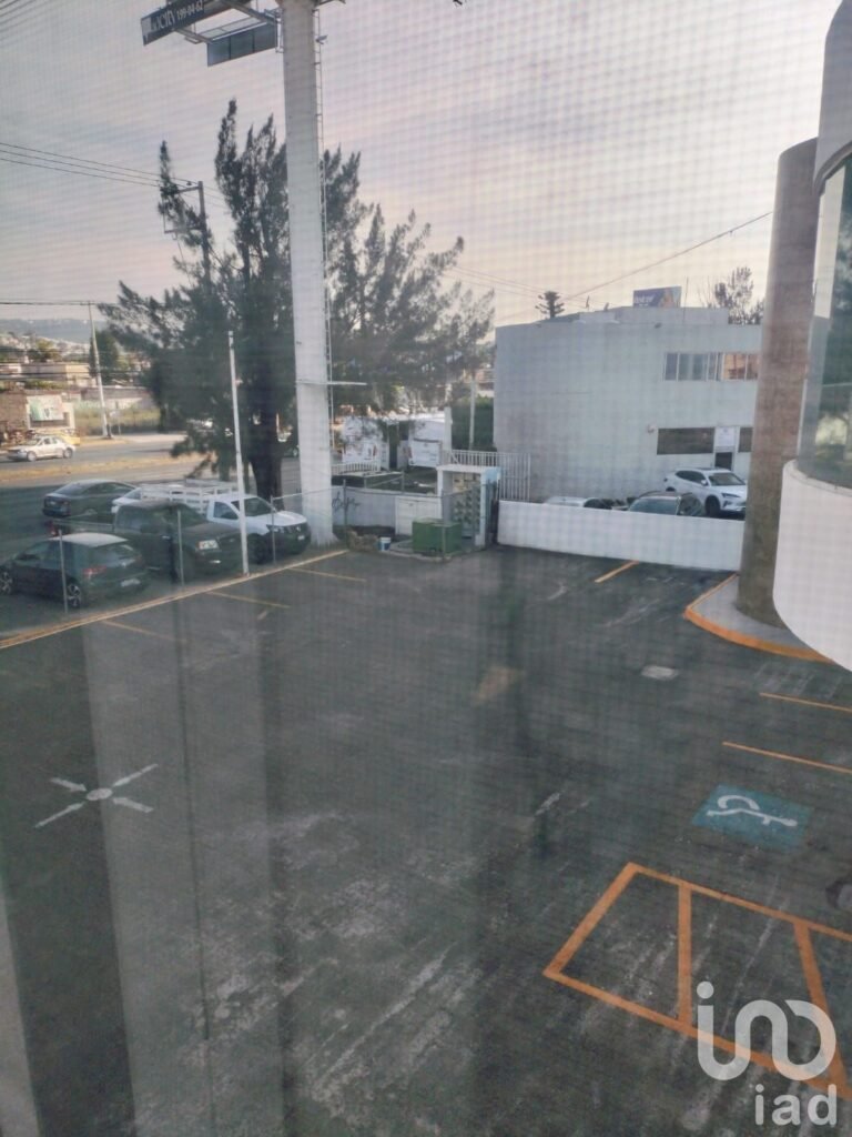 EDIFICIO EN VENTA SOBRE AV. CONSTITUYENTES IDEAL PARA CONSULTORIOS