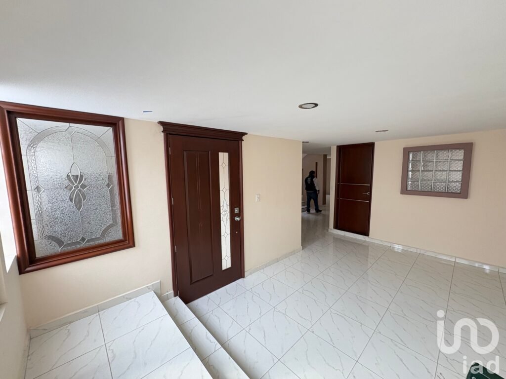 Se renta casa amplia y remodelada en colonia Constitución, Pachuca, Hidalgo