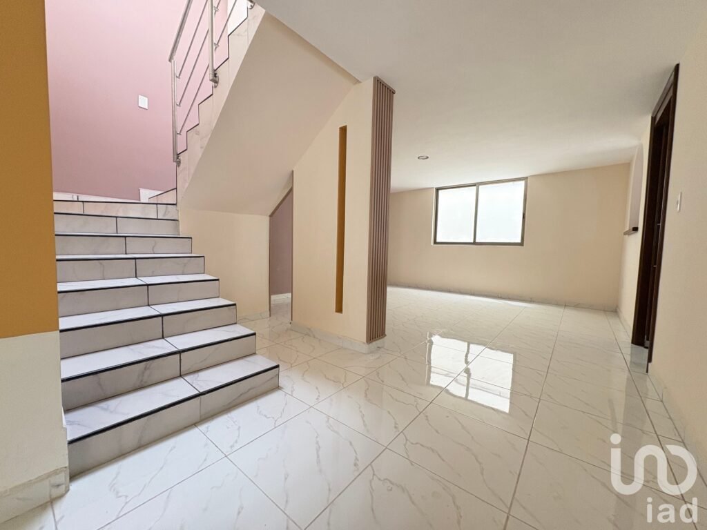 Se renta casa amplia y remodelada en colonia Constitución, Pachuca, Hidalgo