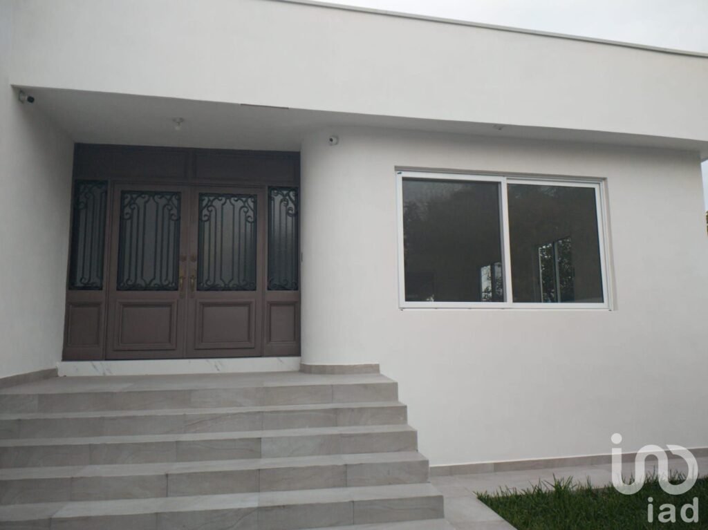 Casa en VENTA  col. Contry en Monterrey, N.L.