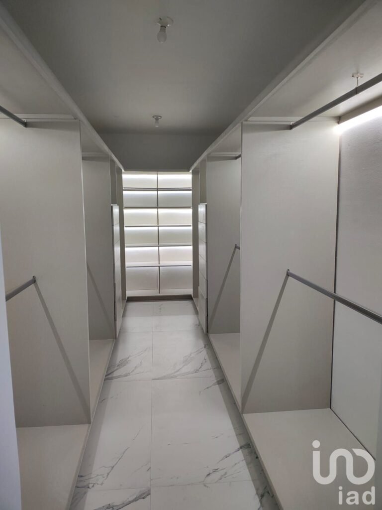 Casa en VENTA  col. Contry en Monterrey, N.L.