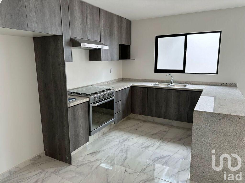 CASA EN VENTA EN MARIANO OTERO SUR ZAPOPAN (ZONA DE EL FORTIN)