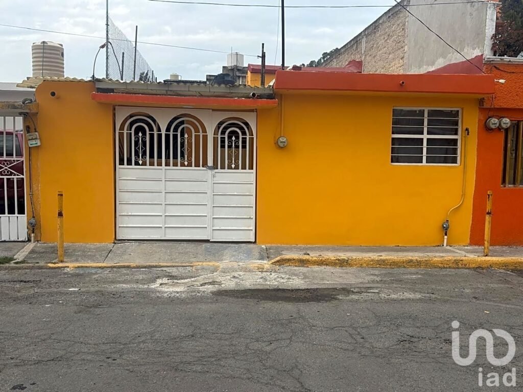 Casa en Venta en Villa de las Flores (una planta), Coacalco, c.p.55710