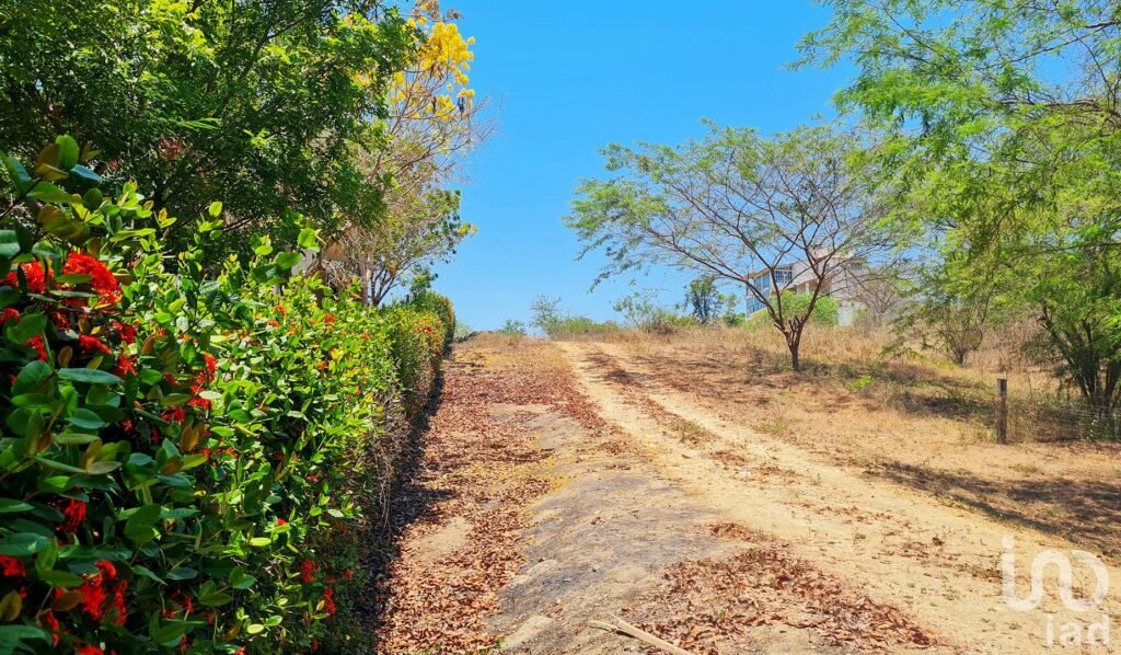 GRAN OPORTUNIDAD : TERRENO EN VENTA, PUERTO ESCONDIDO
