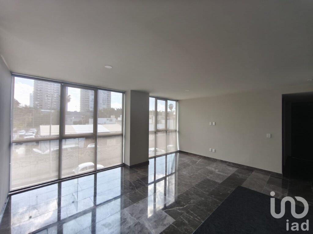 DEPARTAMENTO EN RENTA por la Glorieta Minverva