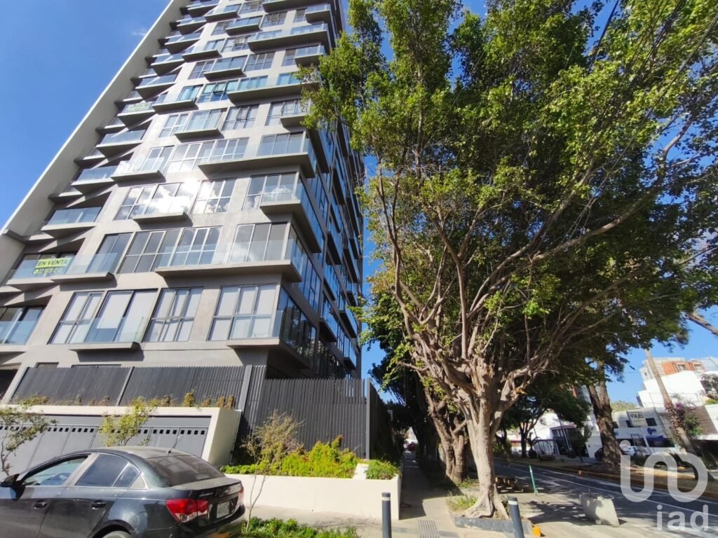 DEPARTAMENTO EN RENTA por la Glorieta Minverva