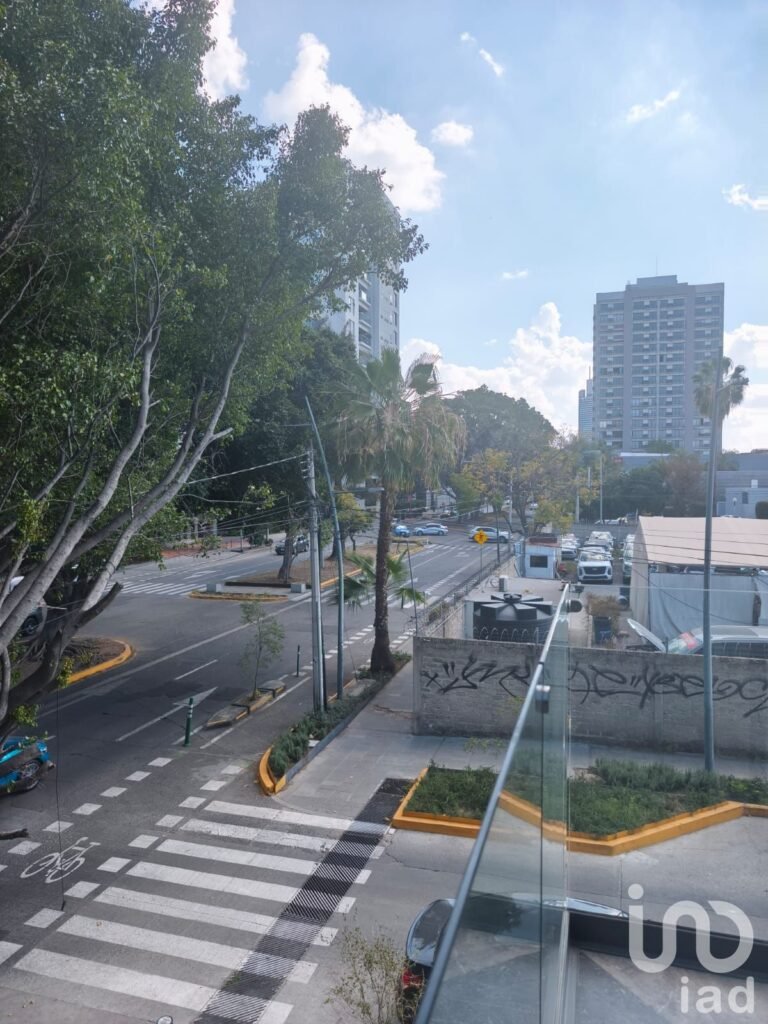 DEPARTAMENTO EN RENTA por la Glorieta Minverva