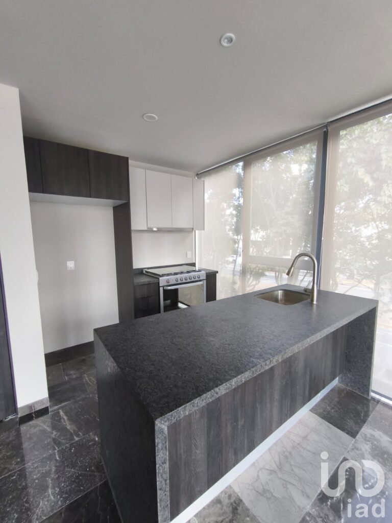 DEPARTAMENTO EN RENTA por la Glorieta Minverva