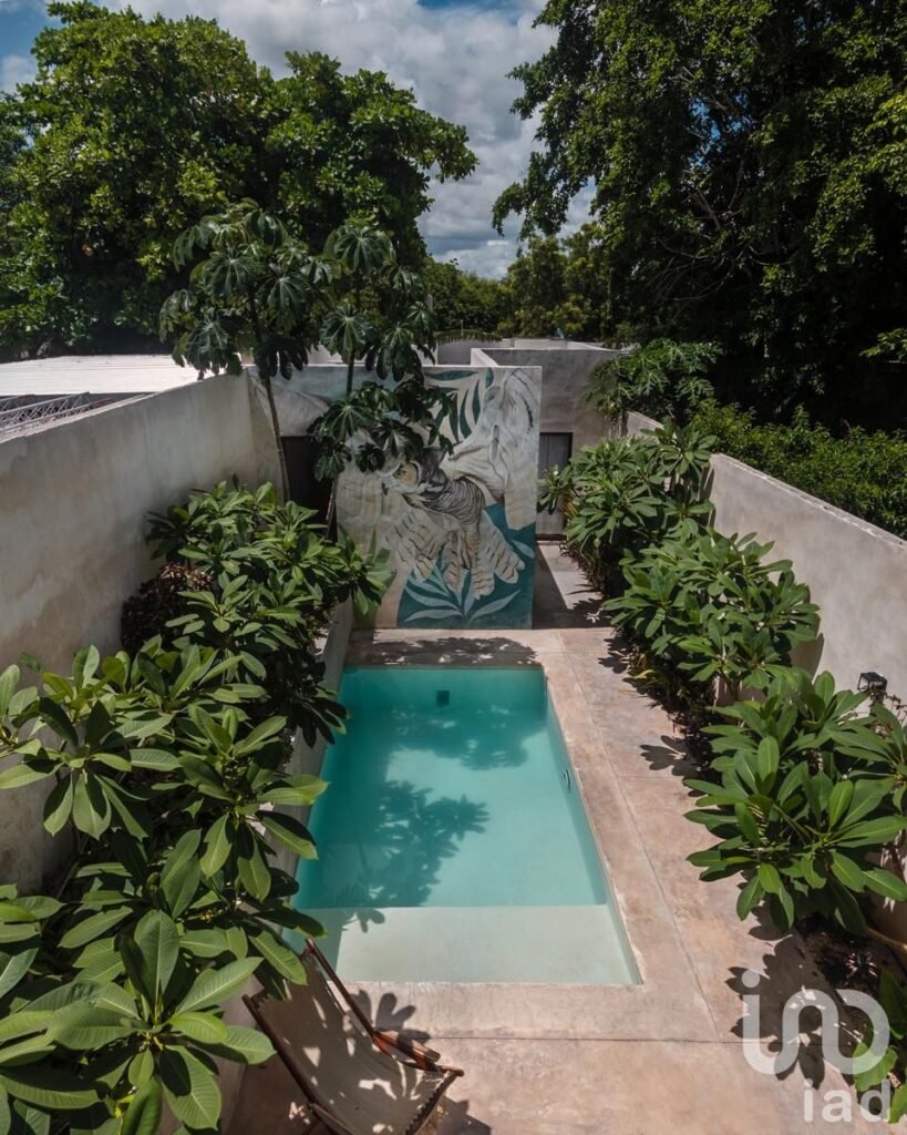 CASA RENOVADA Y TOTALMENTE AMUEBLADA EN EL CENTRO DE CONKAL, MÉRIDA YUCATÁN