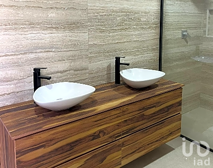 AMPLIA CASA RESIDENCIAL EN ZONA PLATEADA, HGO