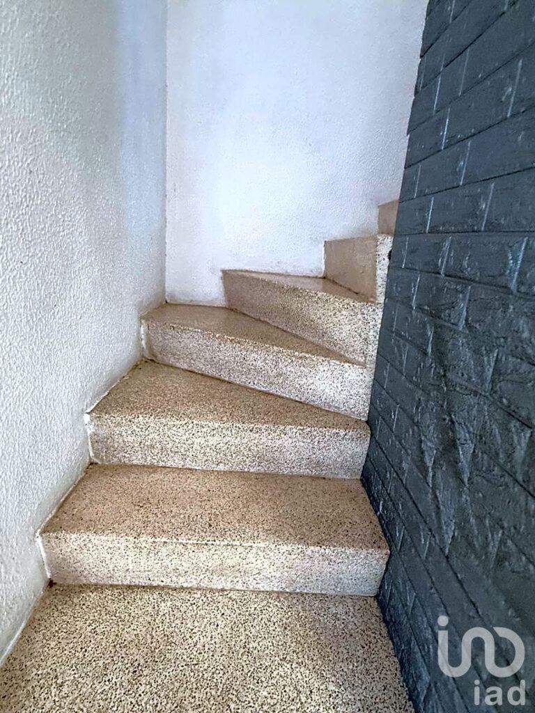 VENTA DE CASA EN RANCHO BELLAVISTA CERCA DE PLAZA PATIO(SENDERO), QUERETARO