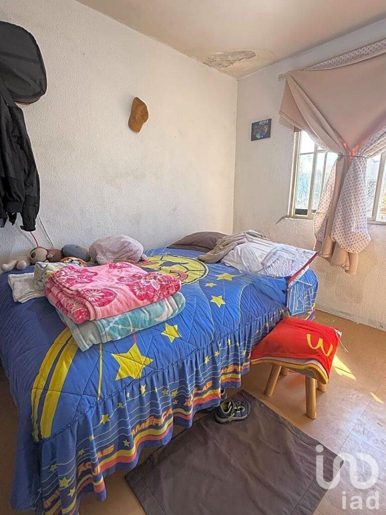 VENTA DE CASA EN RANCHO BELLAVISTA CERCA DE PLAZA PATIO(SENDERO), QUERETARO