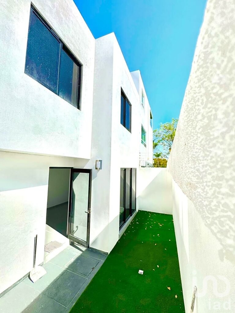 CASA EN VENTA PARQUE VERACRUZ LOMAS DE ANGELÓPOLIS III