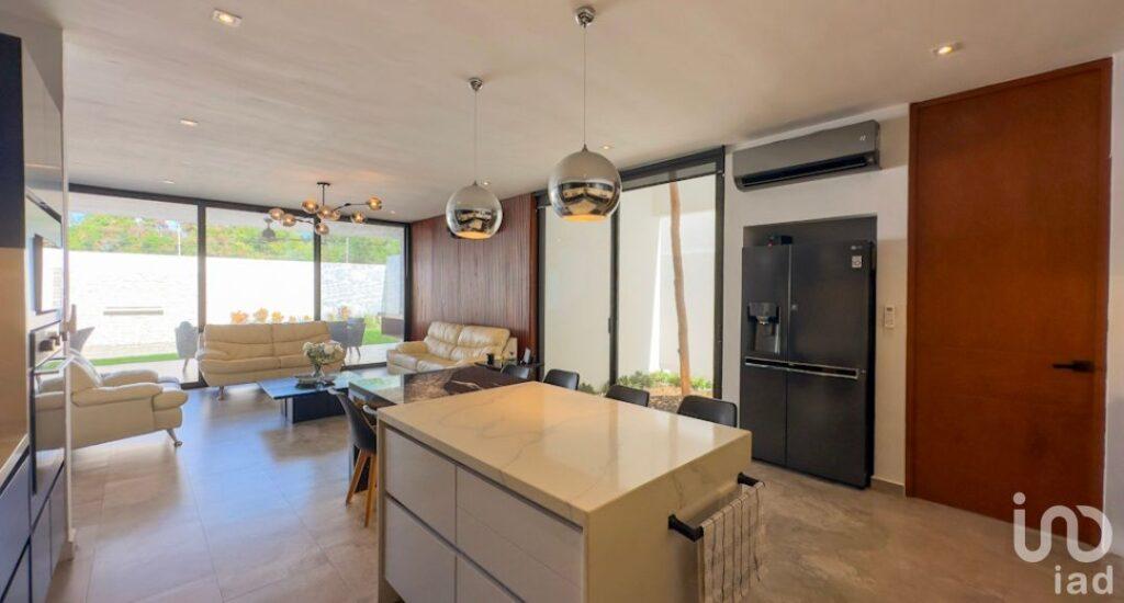 Casa en venta en Cholul, Mérida, Yucatán.