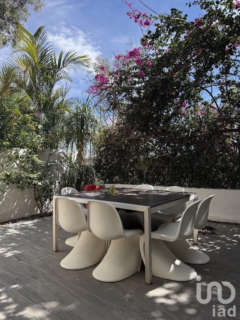 Casa en Venta en Punta Acantilado