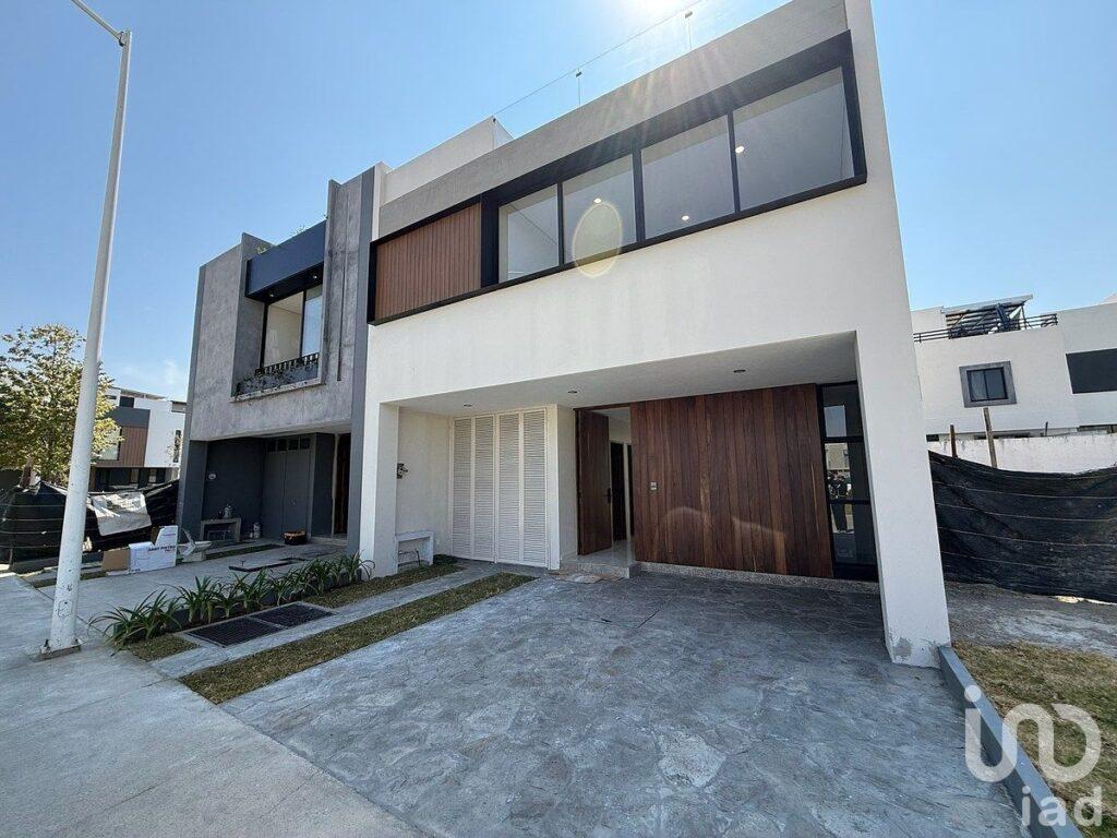 Casa en Venta en Solares (SOARE III)