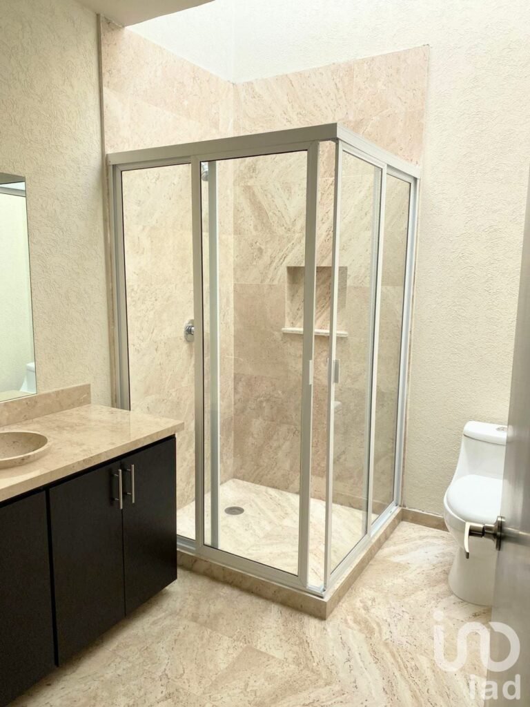 Casa en venta Lomas de Angelópolis III, Cerca del Centro Comercial Angelópolis, UDLAP, UVP