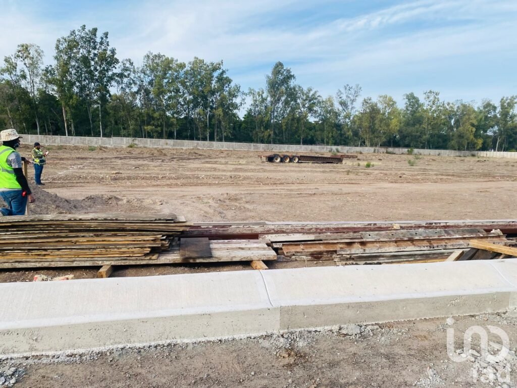 Lote 4 en Venta en Aeropark, Culiacán, Sinaloa.