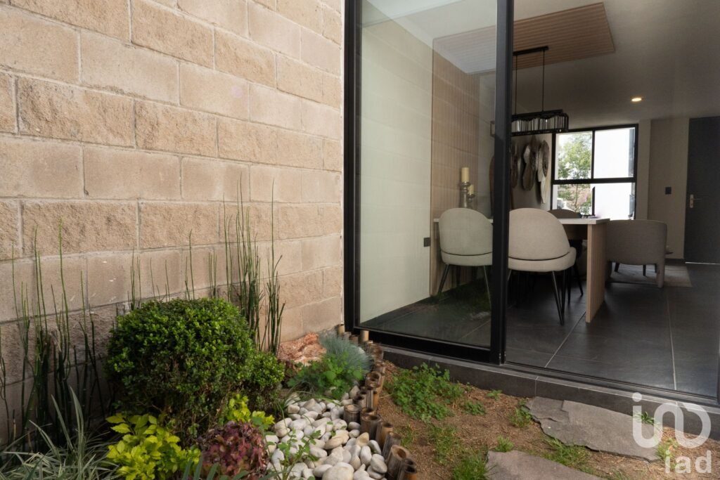 Casa 3 Recámaras con Terraza y Asador en Cuautlancingo, Cochera 2 Autos