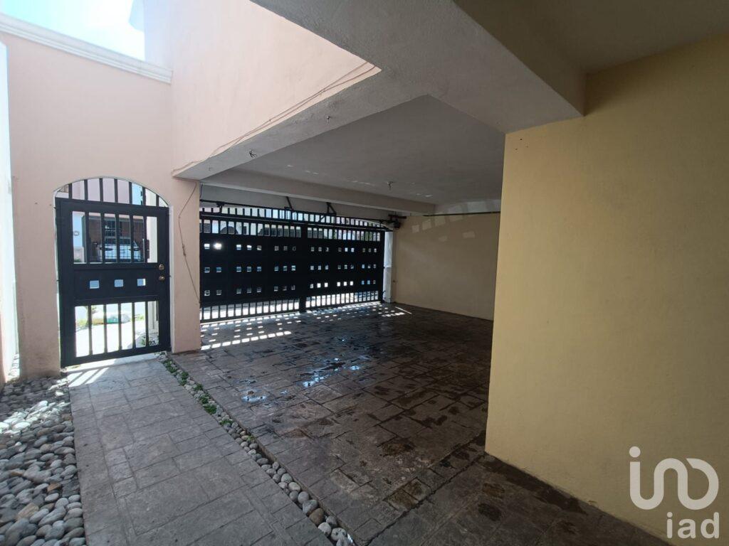 Venta de Casa en Cerradas de Anáhuac- El espacio ideal para tu familia