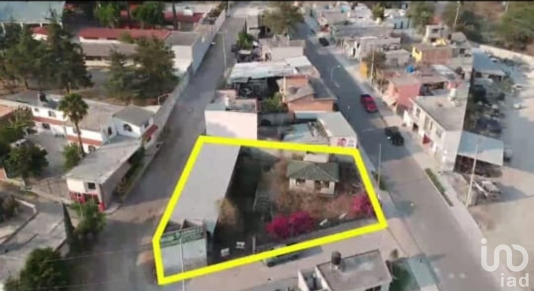 Terreno en Renta Céntrico Sto. Tomás Chautla,3 frentes