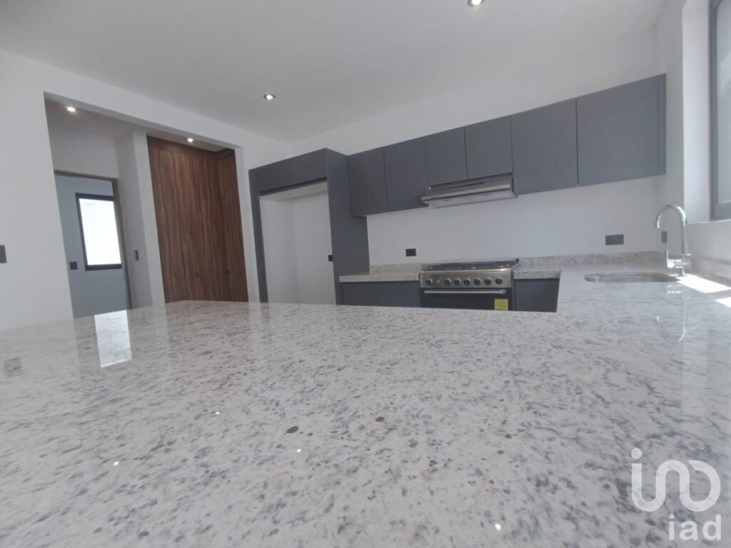 RESIDENCIA EN VENTA PARQUE FORESTA LOMAS DE ANGELOPOLIS III