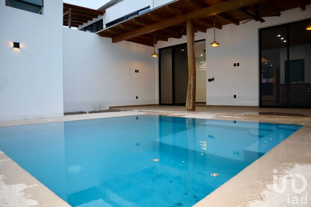 CASA EN VENTA, ZONA NORTE COLIMA