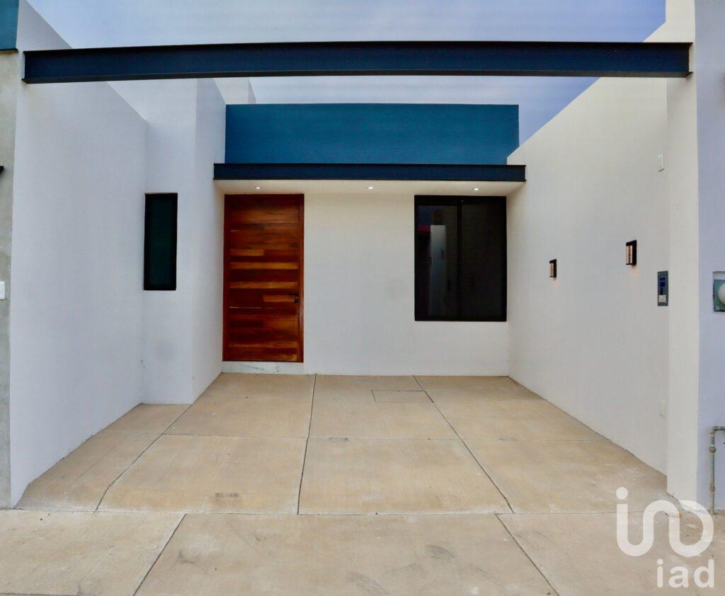 EN VENTA CASA EN FRACC. REAL DE COMALA