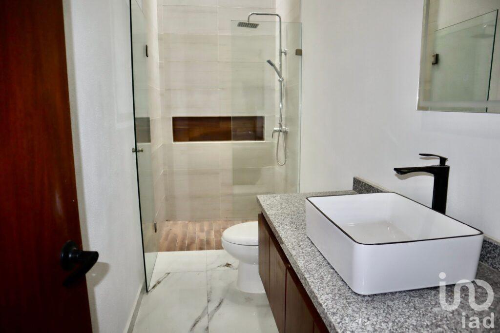 EN VENTA CASA EN FRACC. REAL DE COMALA