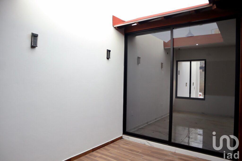 EN VENTA CASA EN FRACC. REAL DE COMALA