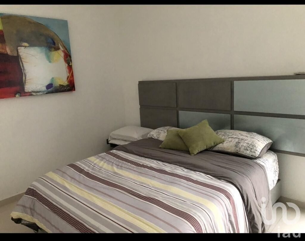 Casa Amueblada en Renta con Alberca en Carretera Nacional